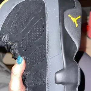 Nike | Shoes | Mens Nike Air Jordan 9 Retro Black Yellow  display picture 2